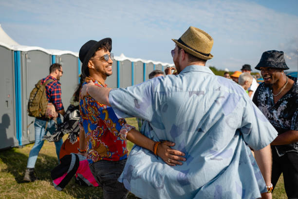 Best Porta potty rental near me  in Cahokia, IL